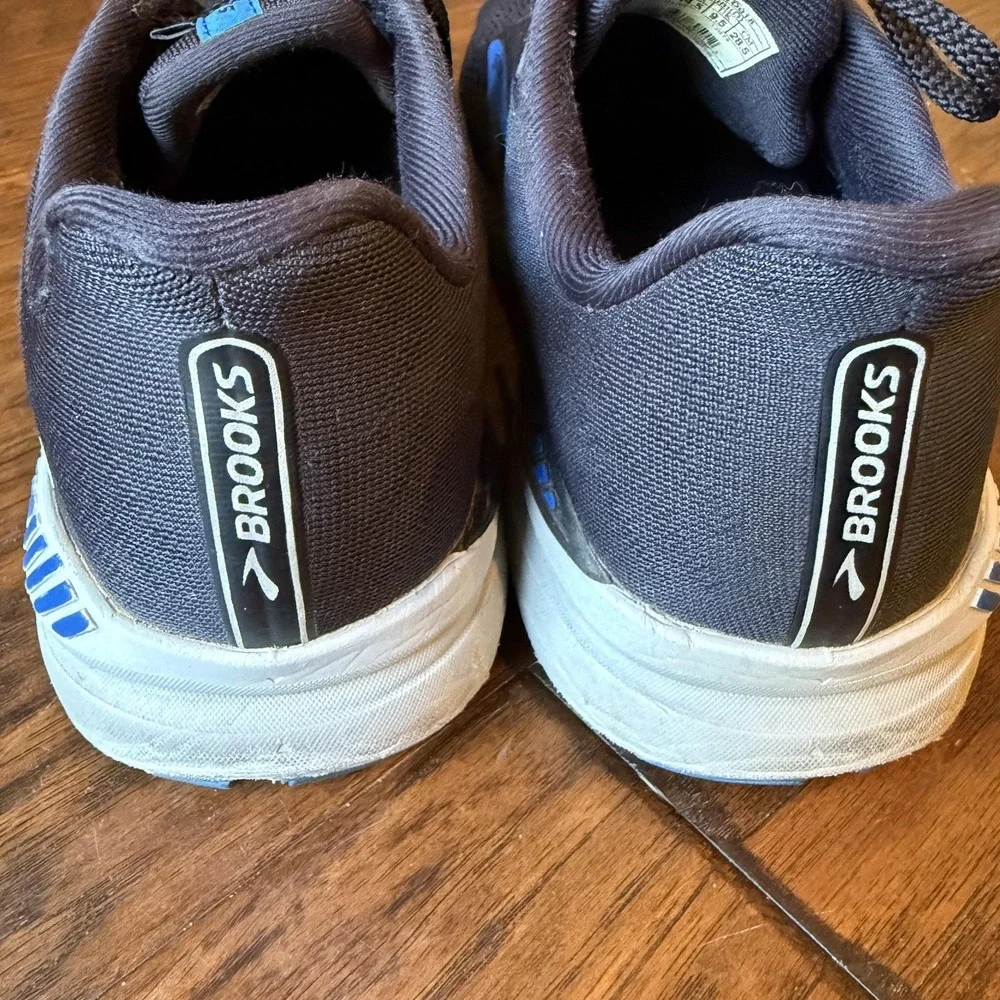 Brooks Launch GTS 8 Mens Size 10.5 Running Shoes Black Blue Support Sneakers